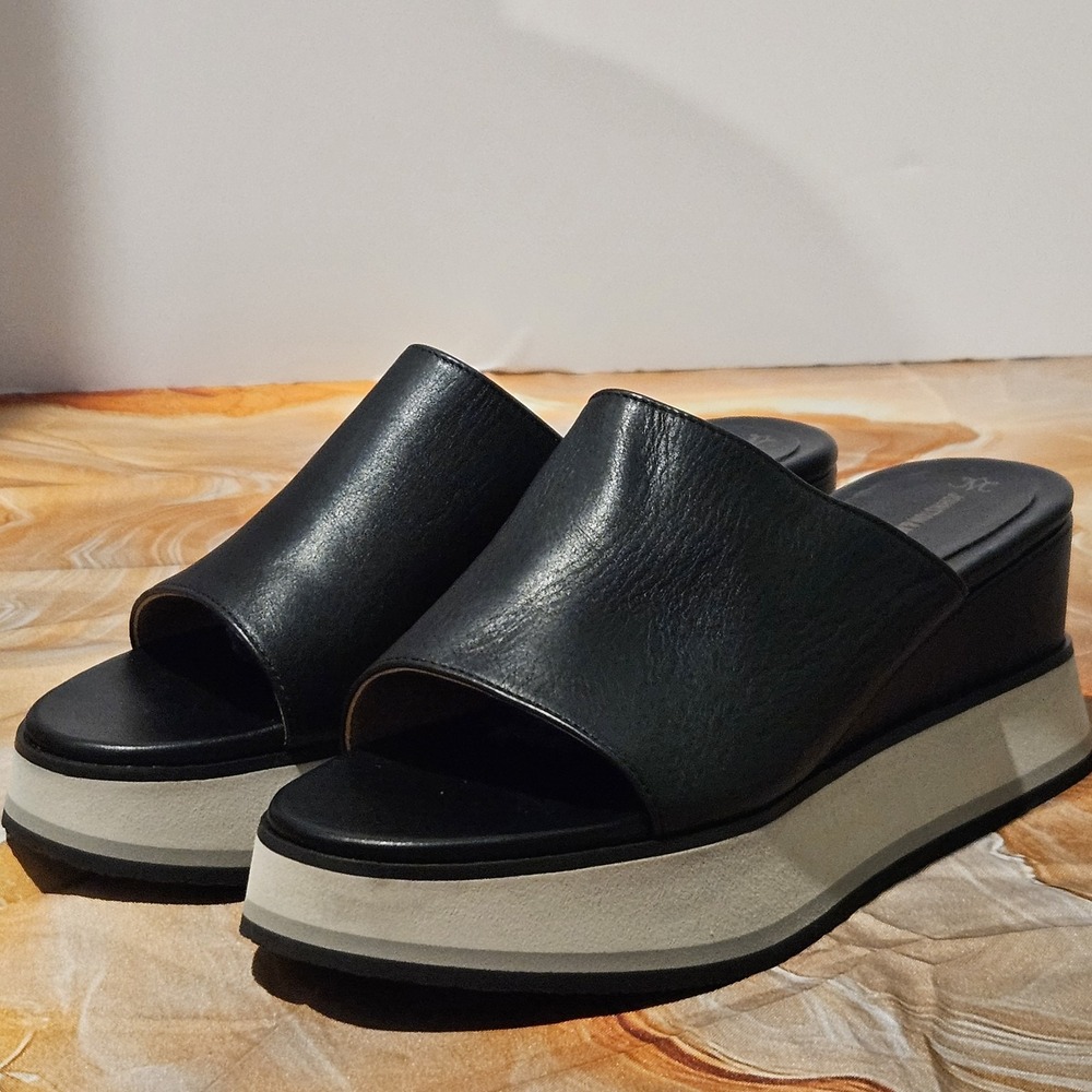 Johnston & Murphy Womens 7M TruFoam Black Leather Platform Wedge Slide Sandals